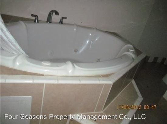 Foto del edificio - 3 br, 2 bath House - 53 Holly Circle