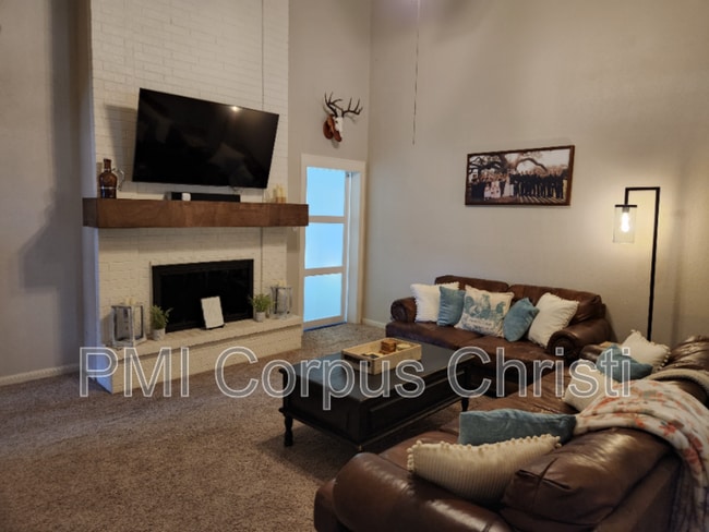Building Photo - 4133 River Hill Dr