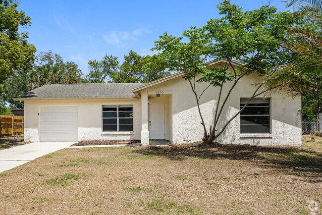 Building Photo - 1555 Yorktown Ave