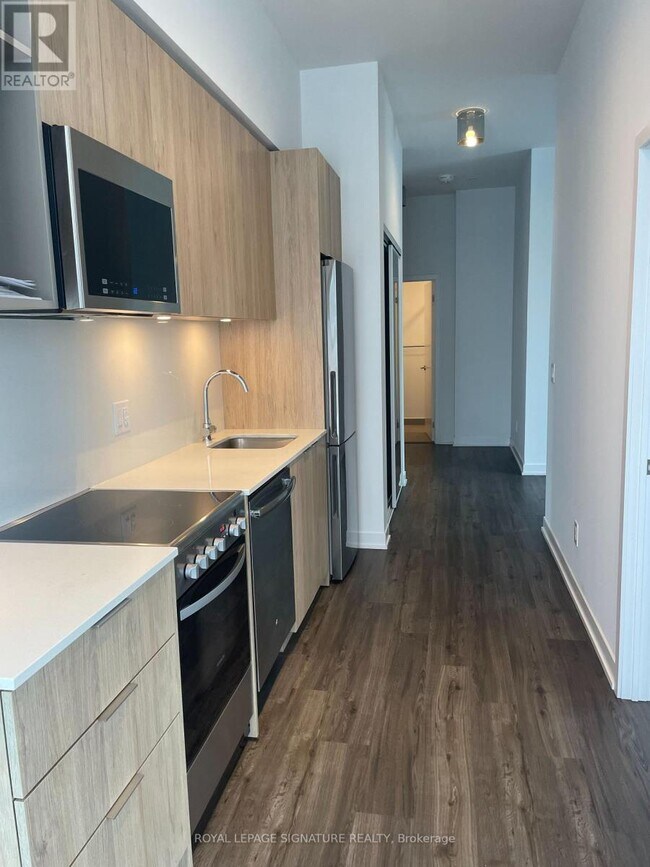 Photo du bâtiment - 25 Nicholas Ave