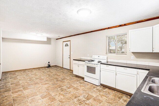 Foto del edificio - 2228 Orchard St