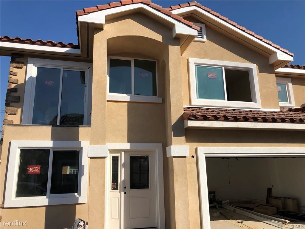 3 br, 3 bath Townhome 15158 Orange Ave Townhouse for Rent in