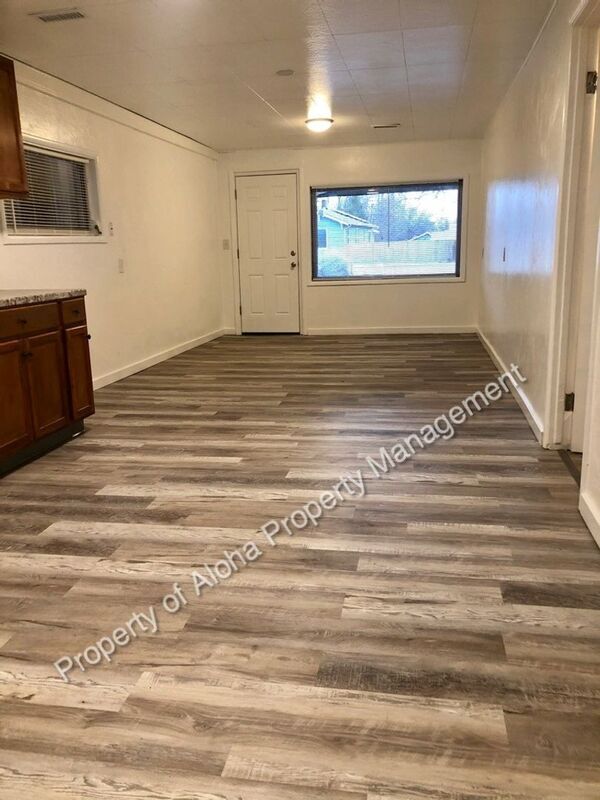 Foto del edificio - 4720 W. Franklin St.