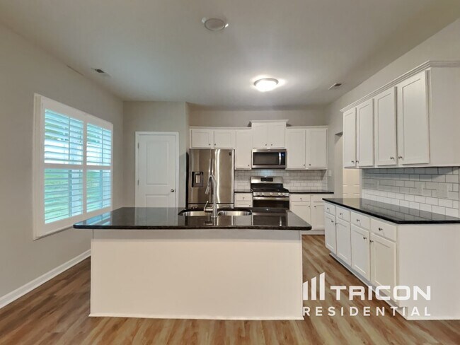 Building Photo - 140 Mountain Vw Dr