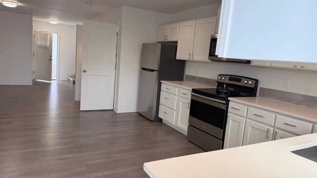 Foto del edificio - 2625 W Marina Dr