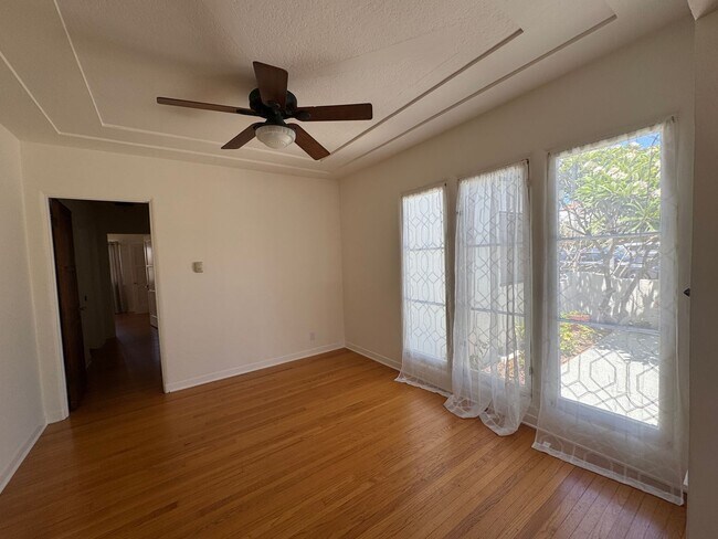 Foto del edificio - Beautiful 3bd 1ba