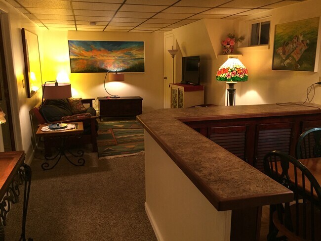 Living room - 616 Willow St