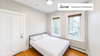 Building Photo - Room in Shared 4 bed/2 bath home in Allston