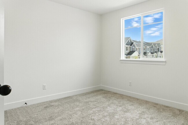 Building Photo - 2784 Blue Dawn Ln