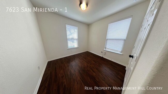Building Photo - 6 month lease available!