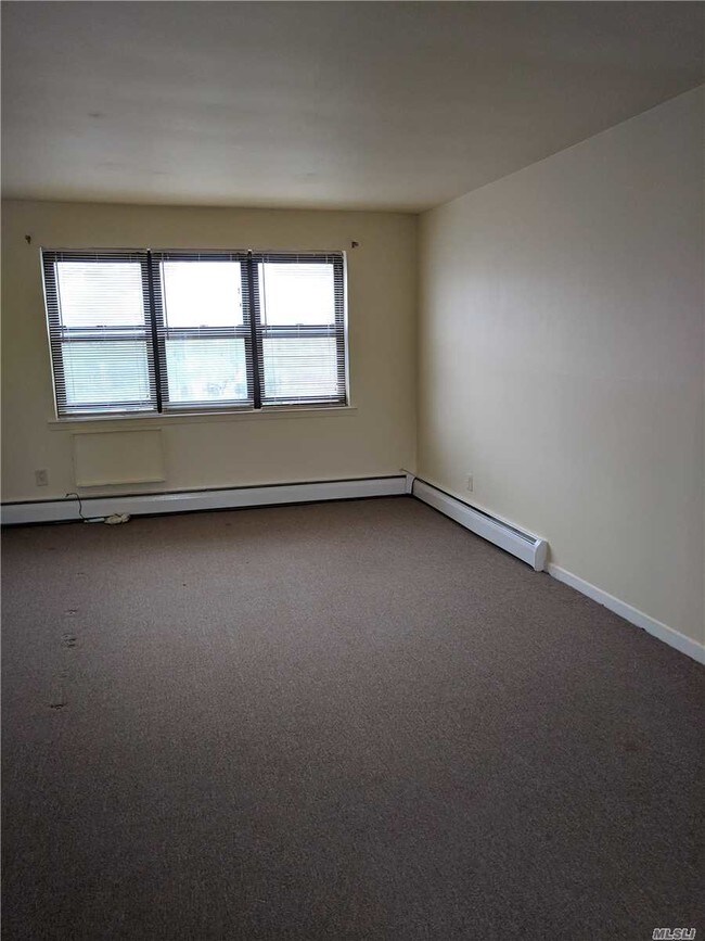 Foto del edificio - 84-34 Smedley St