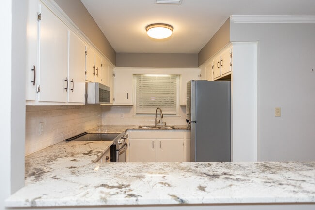 Foto del edificio - 7887 Kinglet Rd