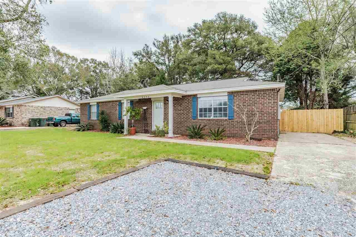 Primary Photo - 6632 Dallas Ave