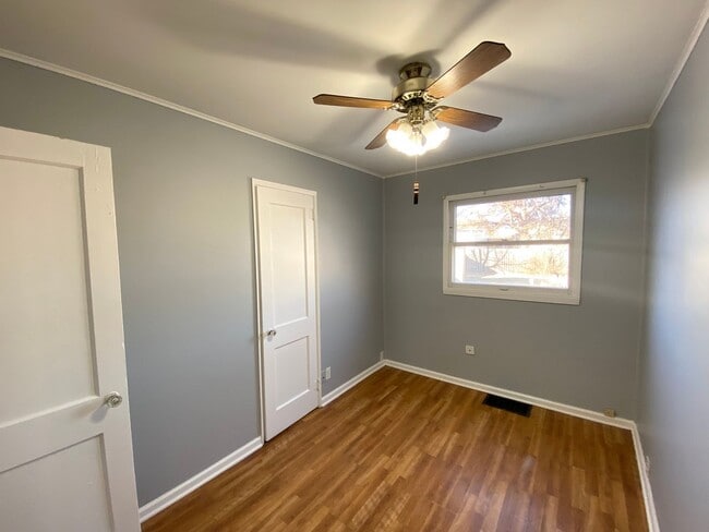 Building Photo - Beautiful 3 Bedroom, 1 Bath Home for Rent in Peoria!