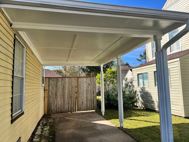 Foto del edificio - 4390 Harvest Ln