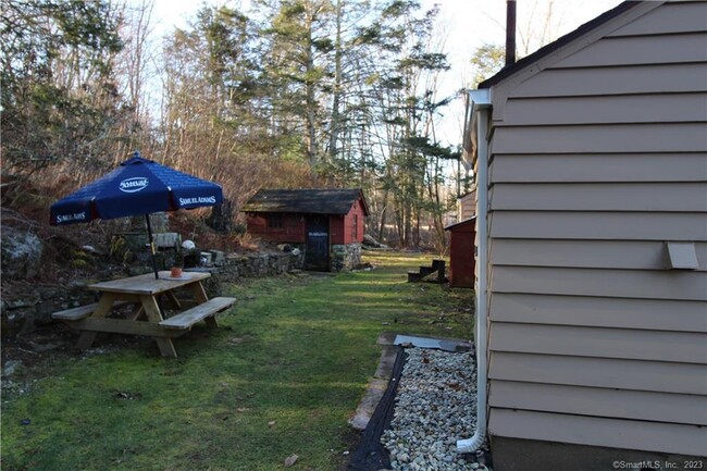 Building Photo - 674 US-6