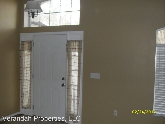 Building Photo - 3 br, 2 bath House - 453 Bluejay Way