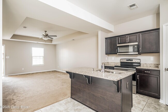 Foto del edificio - 228 Bald Eagles Cir