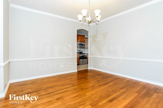 Foto del edificio - 1746 Summerwood Ln