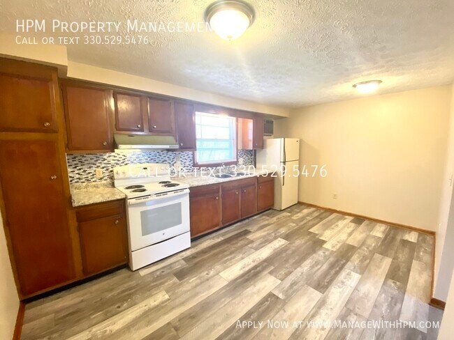 Foto del edificio - 5877 Portage St NW