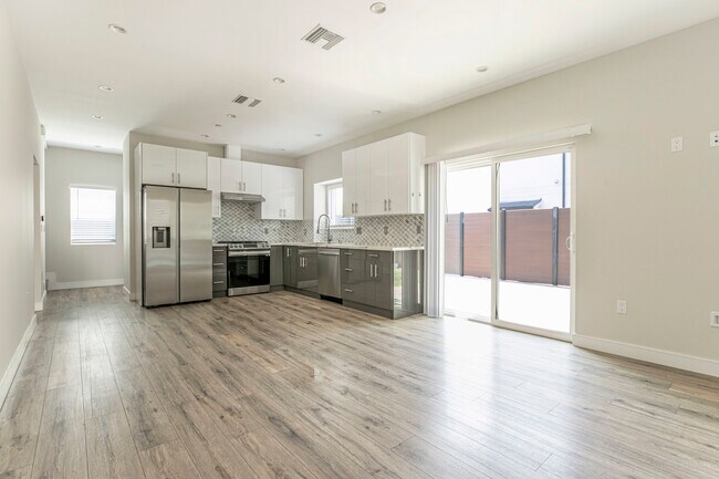 Foto del edificio - 10938 Nettleton St