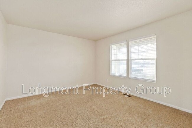 Foto del edificio - 5727 Skyline Ave