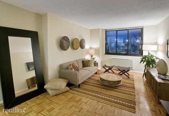 Foto del edificio - 40 River Rd