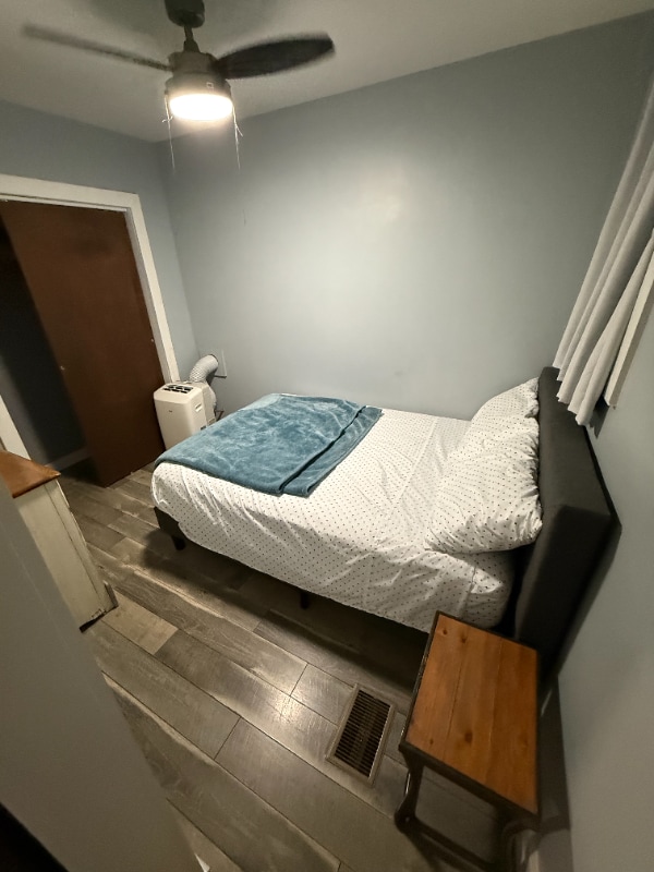 Building Photo - 1238 S State Ave