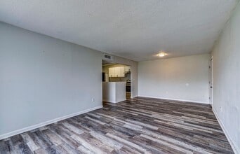 Interior Photo - Everest Gardens