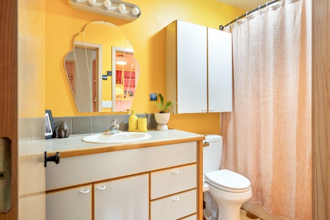 Building Photo - 17617 NW Sauvie Island Rd