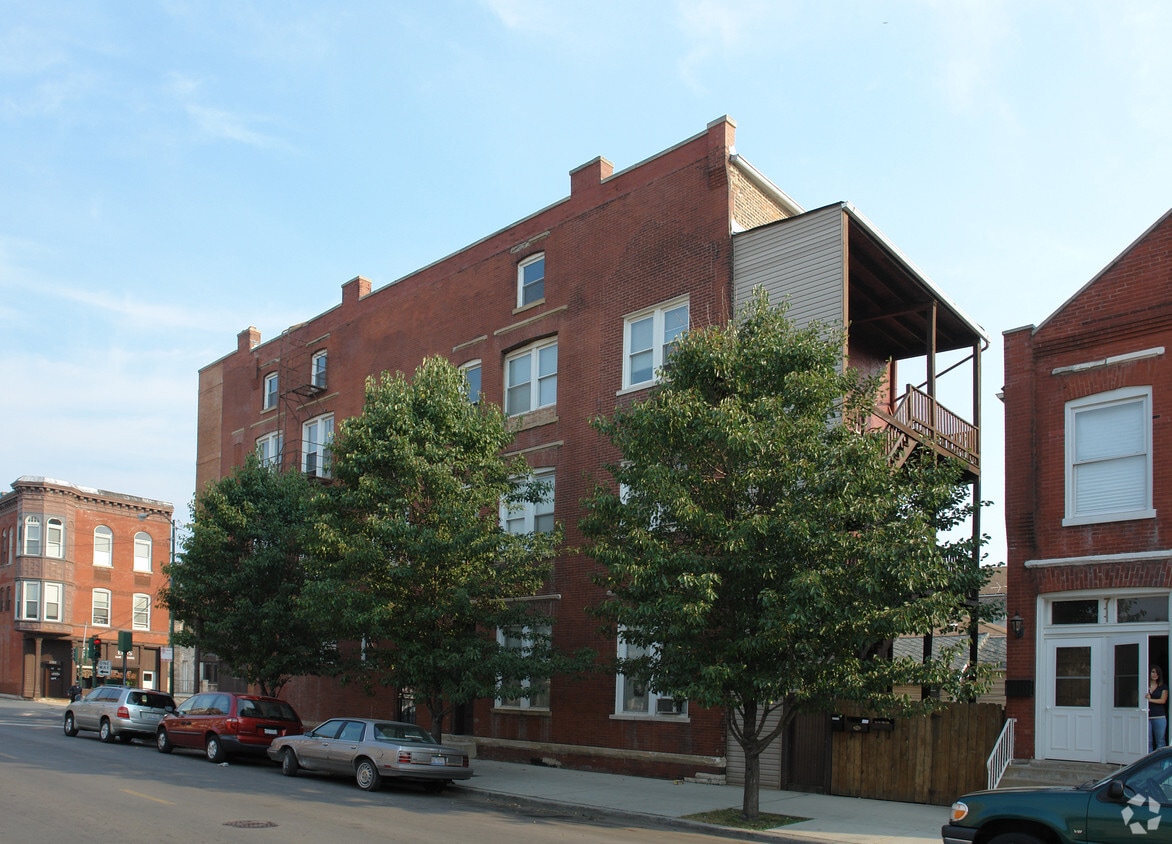 Building Photo - 2900 S Union Ave