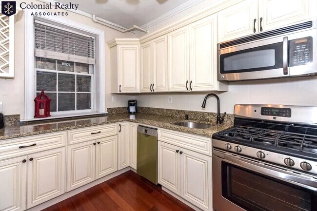Foto del edificio - 1253 Beacon St