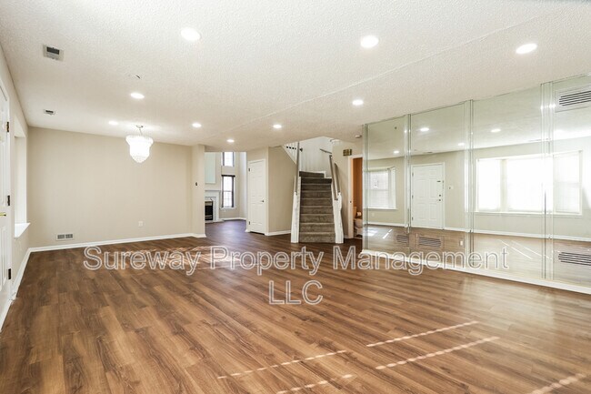 Building Photo - 1 Elkington Dr