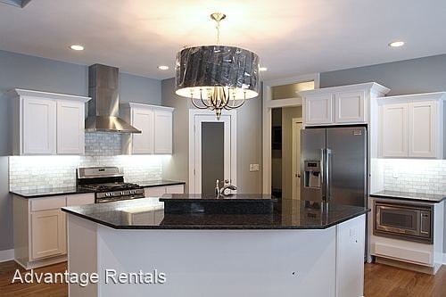 Building Photo - 5 br, 3 bath House - 2990 High Bluff Drive