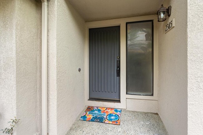 Building Photo - 2385 Ticonderoga Dr