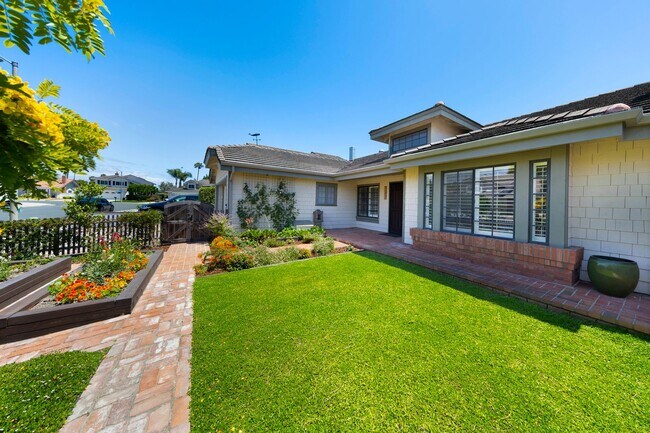 Building Photo - Stunning Dana Point Long Term Rental Home