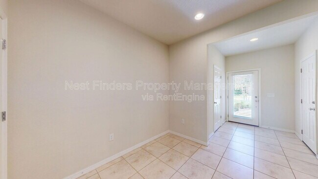 Foto del edificio - 7027 Coldwater Dr