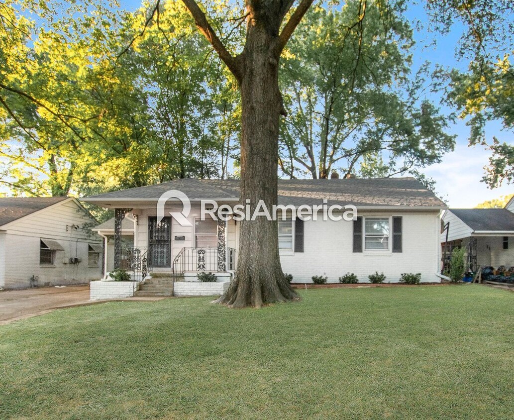 Foto principal - Recently Renovated 3/2 In East Memphis