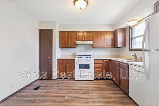 Foto del edificio - 412 N. Highland