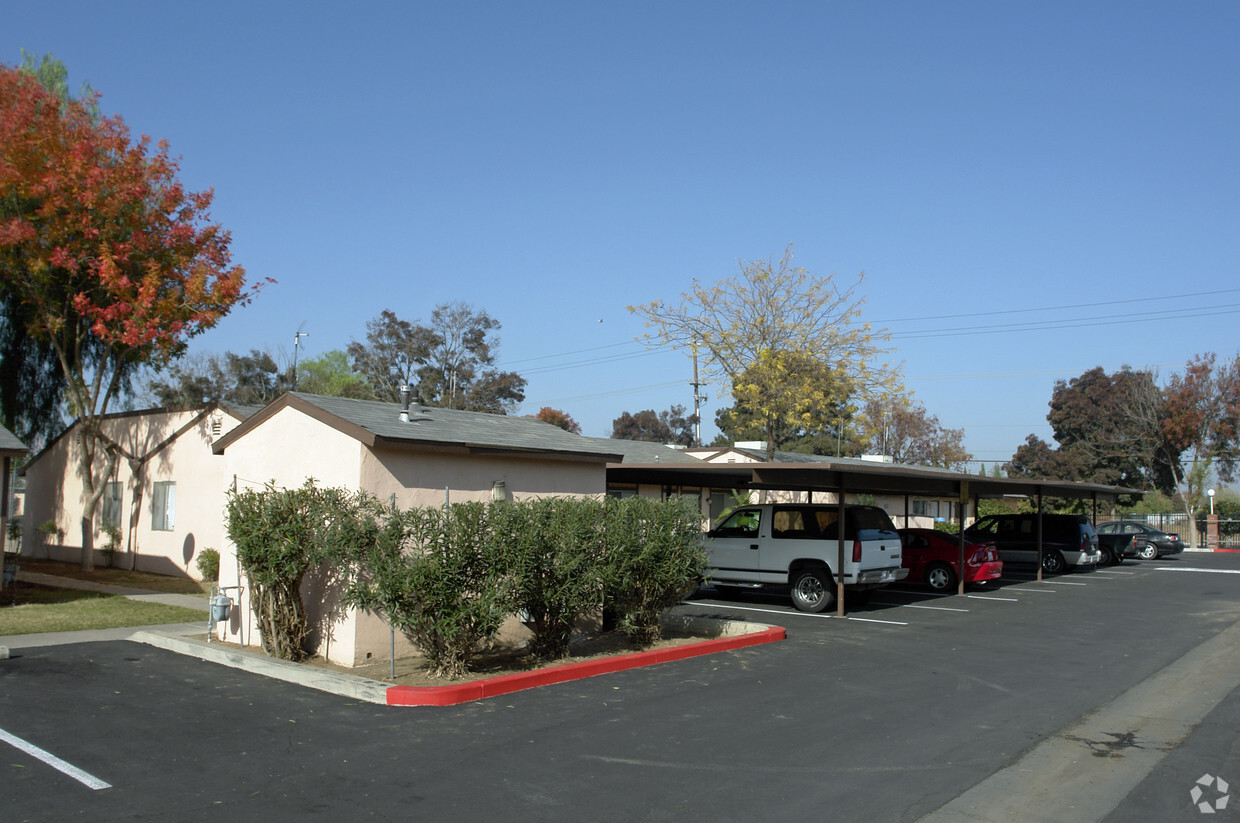 Building Photo - Sierra Gardens Apartments