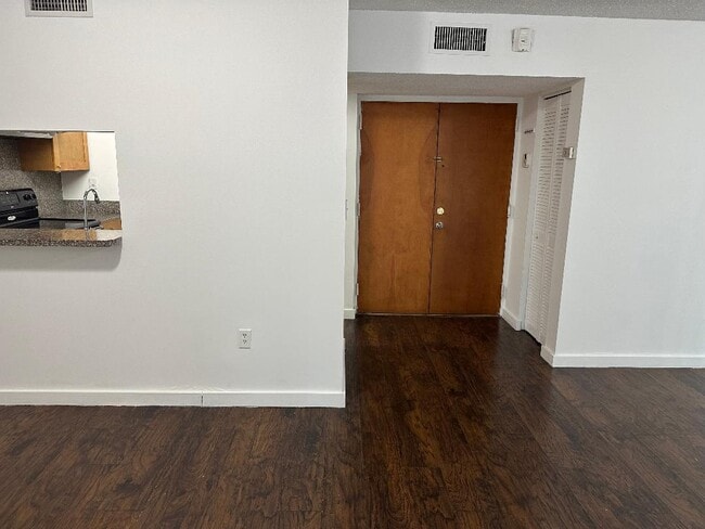 Building Photo - 11780 SW 18th St