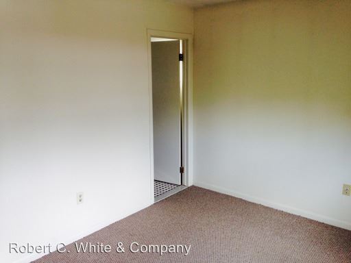 Building Photo - 409 East St