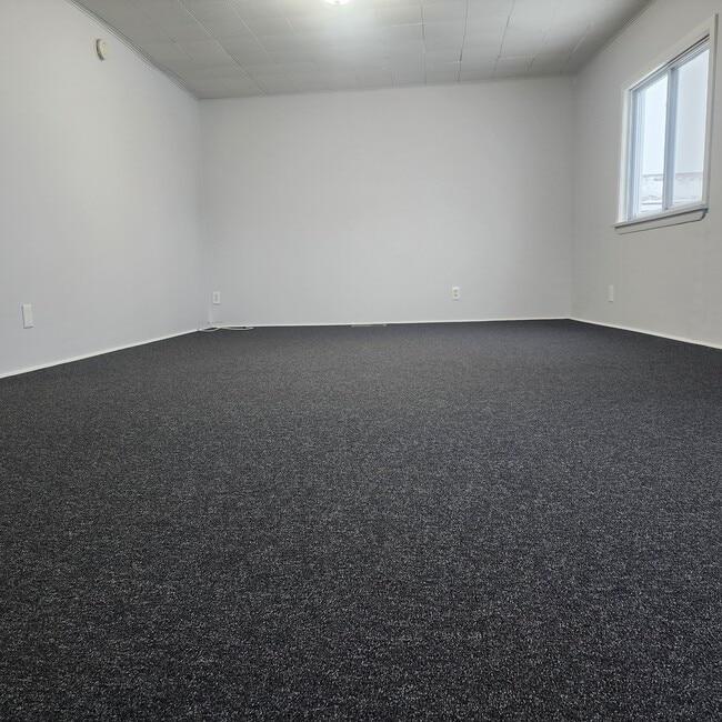 Living room - 396 Norton St