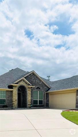Building Photo - 1224 Jasper Dr