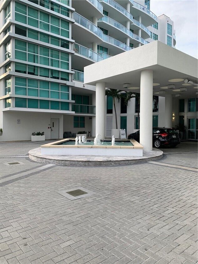 Primary Photo - THE ATRIUM AT AVENTURA