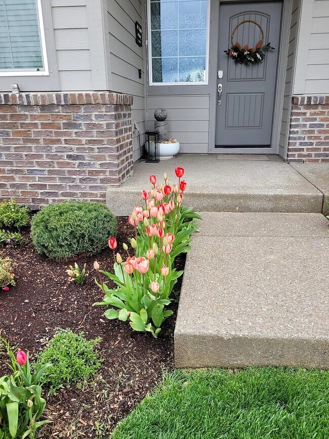 Entrance - 5140 SE 81st Ave