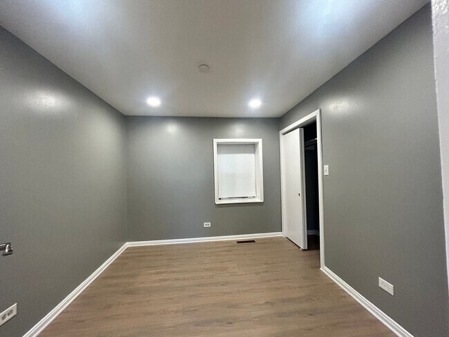 Foto del edificio - 2900 S Quinn St