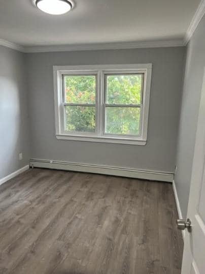 Foto del edificio - 254 Stewart Ave