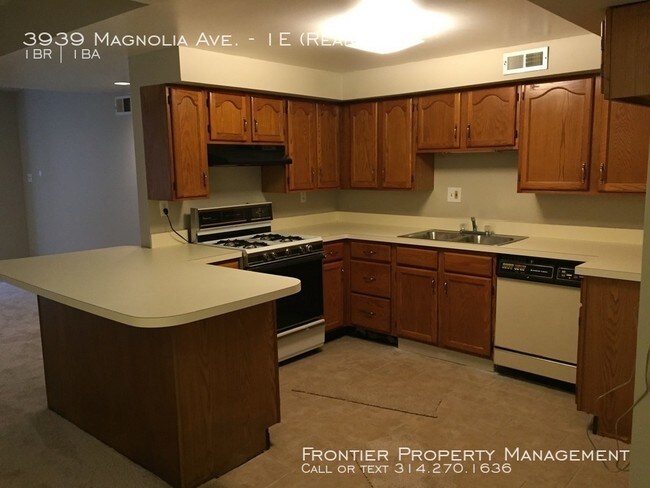 Foto del edificio - 3939 Magnolia Ave