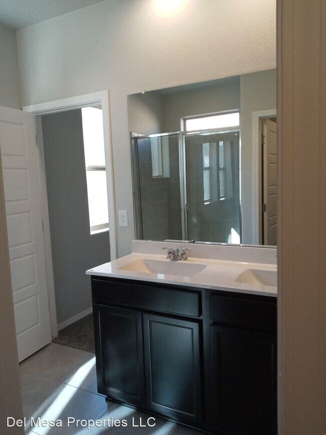 Foto del edificio - 3 br, 2 bath House - 6484 Gannett Dr NE